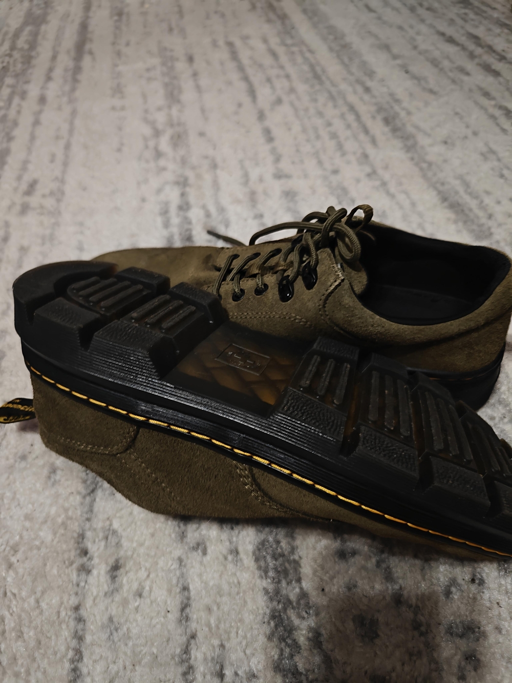 Dr. Martens Olive Green Suede Lace-Up Men Size 12 Like New Rare